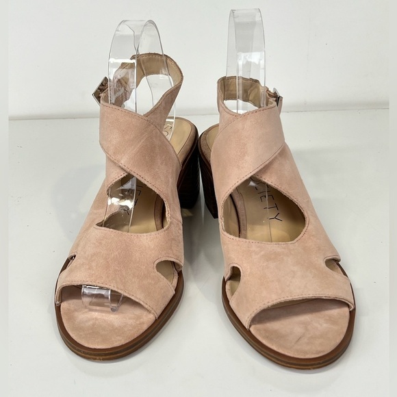 SOLE SOCIETY Beige blush suede ankle wrap block heel sandal size 7.5 - Picture 1 of 8